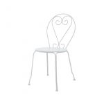 Chaise "Coeur" en fer blanc